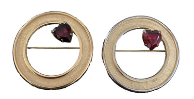 2 3-D brushed polished Brooch Pin Gold Tone Red heart Rhinestones Round 1.4'' old