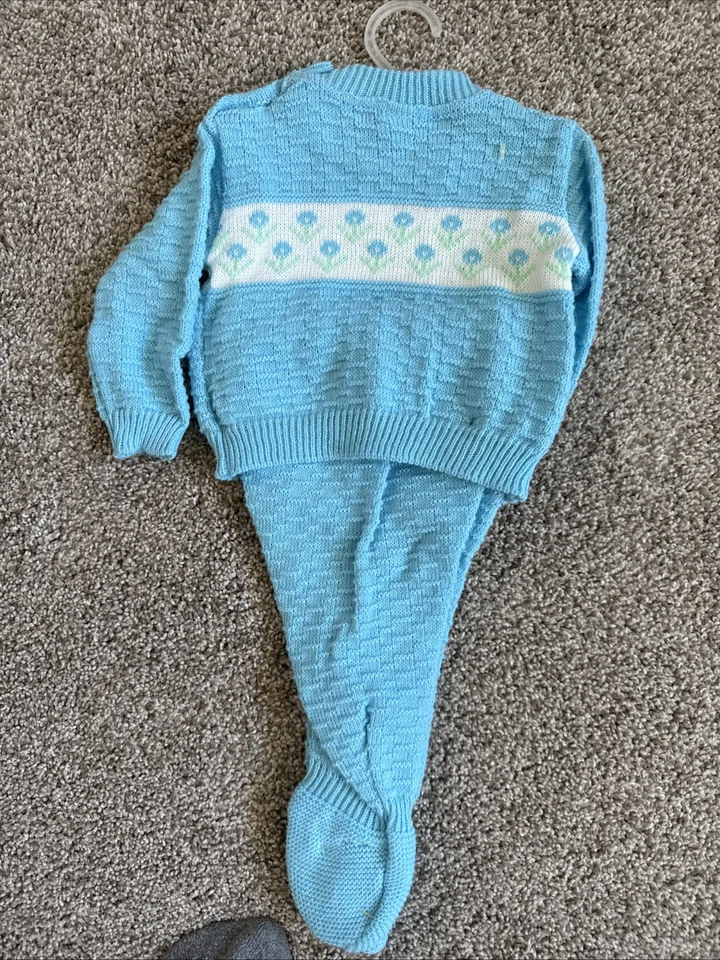 VINTAGE Ragazze GLO-KNIT 2 PEZZI OUTFIT BAMBINO 0-6m Giappone Nuovo con etichette e 18m Maglione Cappello Set - Immagine 4 di 4