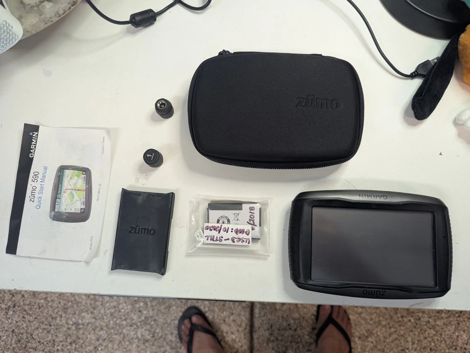 Garmin Zumo 590LM (Lifetime Maps) Motorcycle / Harley GPS Navigation - Image 4 of 4