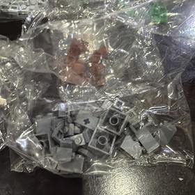 2012 LEGO 21102 Minecraft Micro World w/ Steve & Creeper Incomplete 