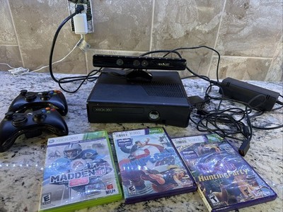Xbox 360 S Slim W/ Kinnect Console Bundle w/ Controller & Games - Tested Works!