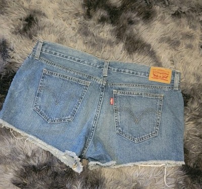 Levis  Cut Off Tattered Edge Gromet Sides Jean Shorts 36