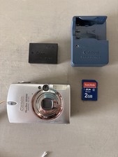 Canon PowerShot ELPH SD500 7.1 MP Digital Camera Silver- W/ Battery, Charger, Sd