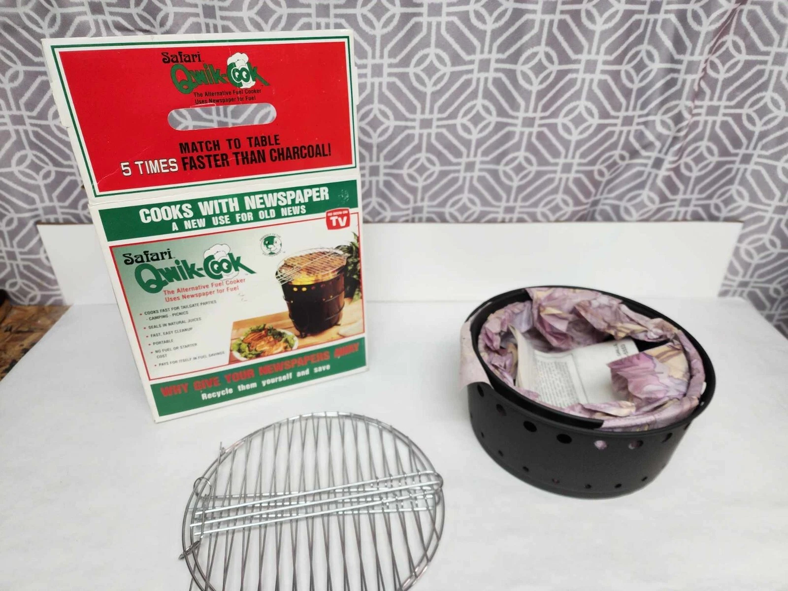 Vtg Safari Qwik Cook Alternative Fuel Cooker Grill Newspaper Eco-Friendly