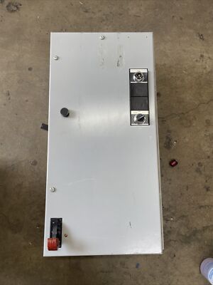 General Electric Model 8000 FUSE 45A  480V 3Ph Size 3 Motor Control Panel
