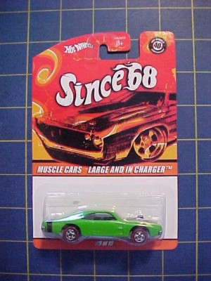 HOT WHEELS SINCE 68 MUSCLE CARS LARGE AND IN CHARGER 9 of 10! NIP