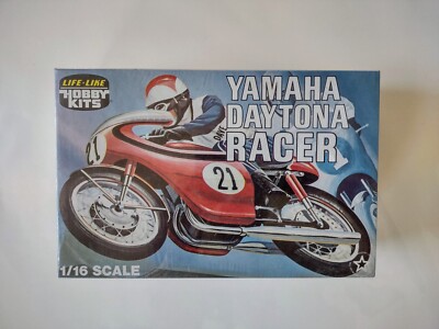 Maquette Life-like 1/16 BSA Grand Prix Racer - Sans Décalcomanies