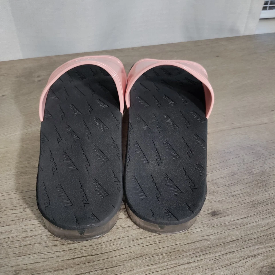 Melissa/ Rider Pink Slides Size 10 - image 4 of 4