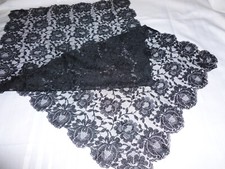 Amazing ANTIQUE LACE Shawl CHANTILLY Lace Scarf Mantilla Veil 46" x 22"