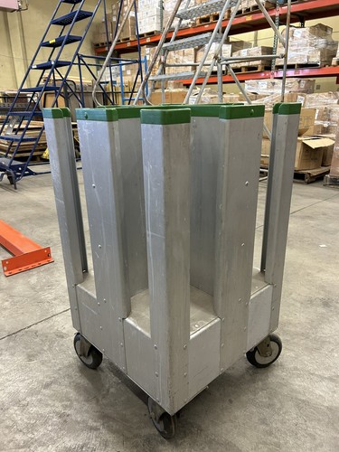 Metro 4-Compartment Dish Dolly Cart