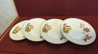 Royal Worcester Evesham Vale Beilagenteller x 4