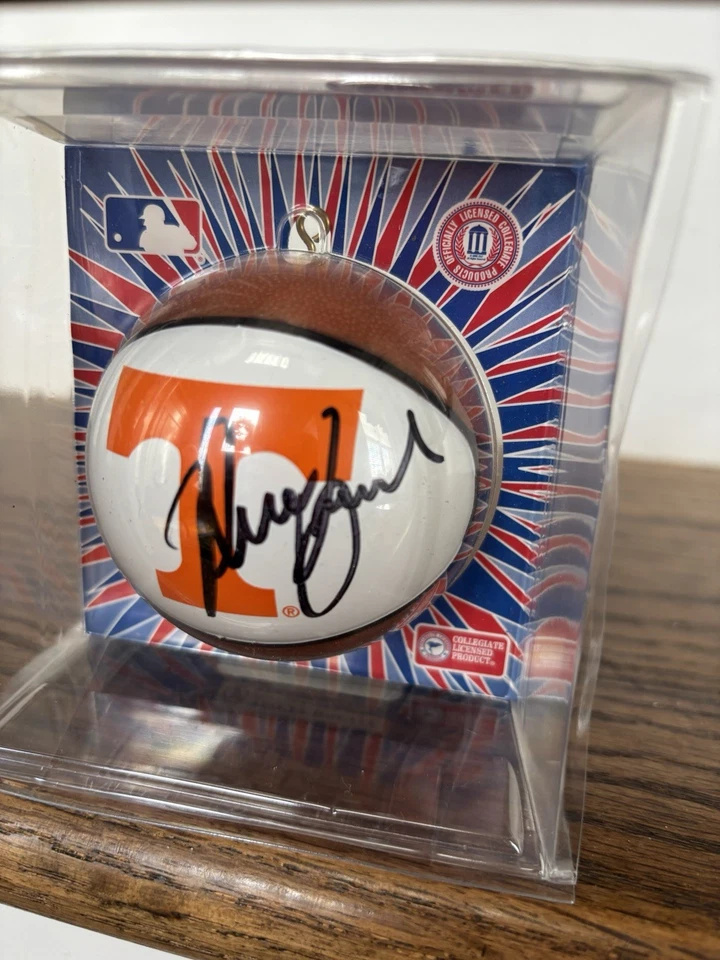 Adorno de baloncesto firmado por Bruce Pearl Voluntarios de Tennessee autografiado 🍊🏀 Foto 2 de 4