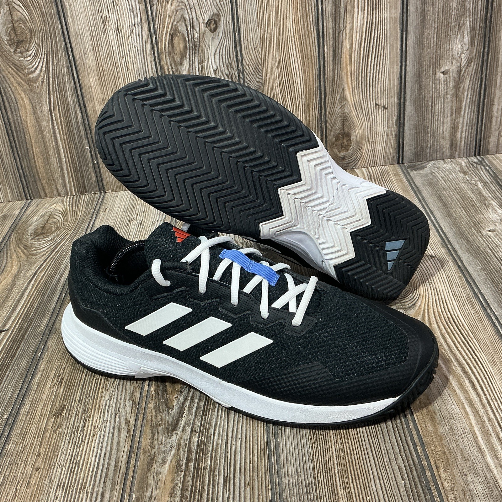 Sneakers Black Hq8478 Size 10.5
