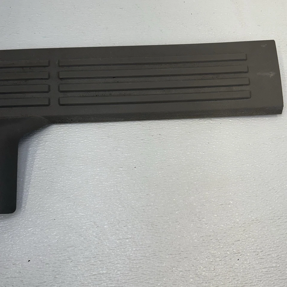 Yukon Tahoe Silverado 1999-2006 umbral de puerta placa de desgaste panel de ajuste escalón controlador Foto 4 de 4