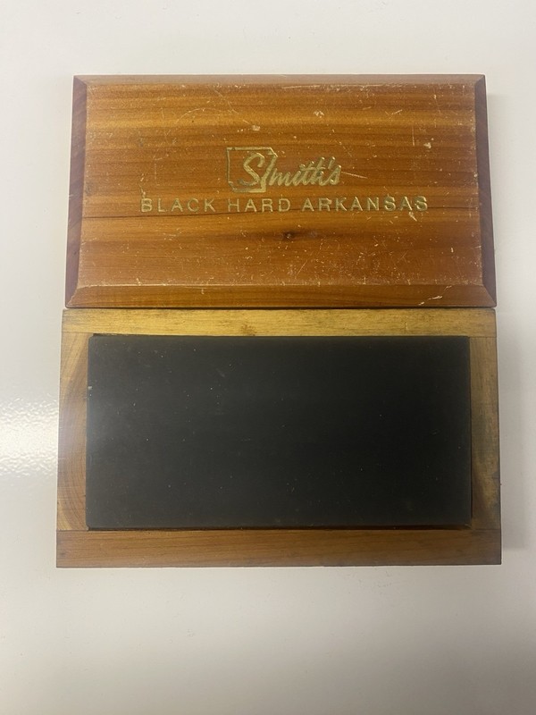 Vintage Smith’s Black Hard Arkansas 4 X 2” Sharpening Stone With Wood Box
