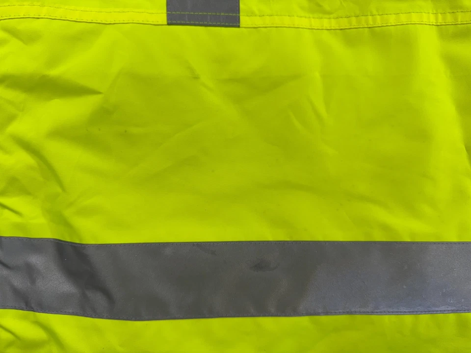 NWT LARGE 5.11 TACTICAL MENS 3-IN-1 PARKA JACKET HIGH VIS YELLOW 48033 w BLEMISH - Image 4 of 4