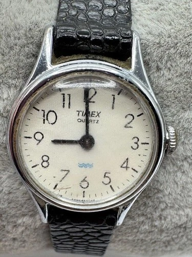 Vintage Ladies Timex Water Resistant Quartz Watch Parts/Repair