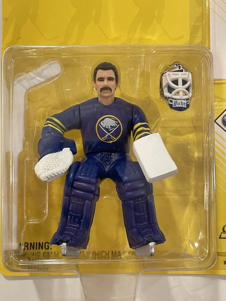 1993 Kenner Starting Lineup Grant Fuhr boneco Buffalo Sabres NHL hóquei pátio - Imagem 2 de 4
