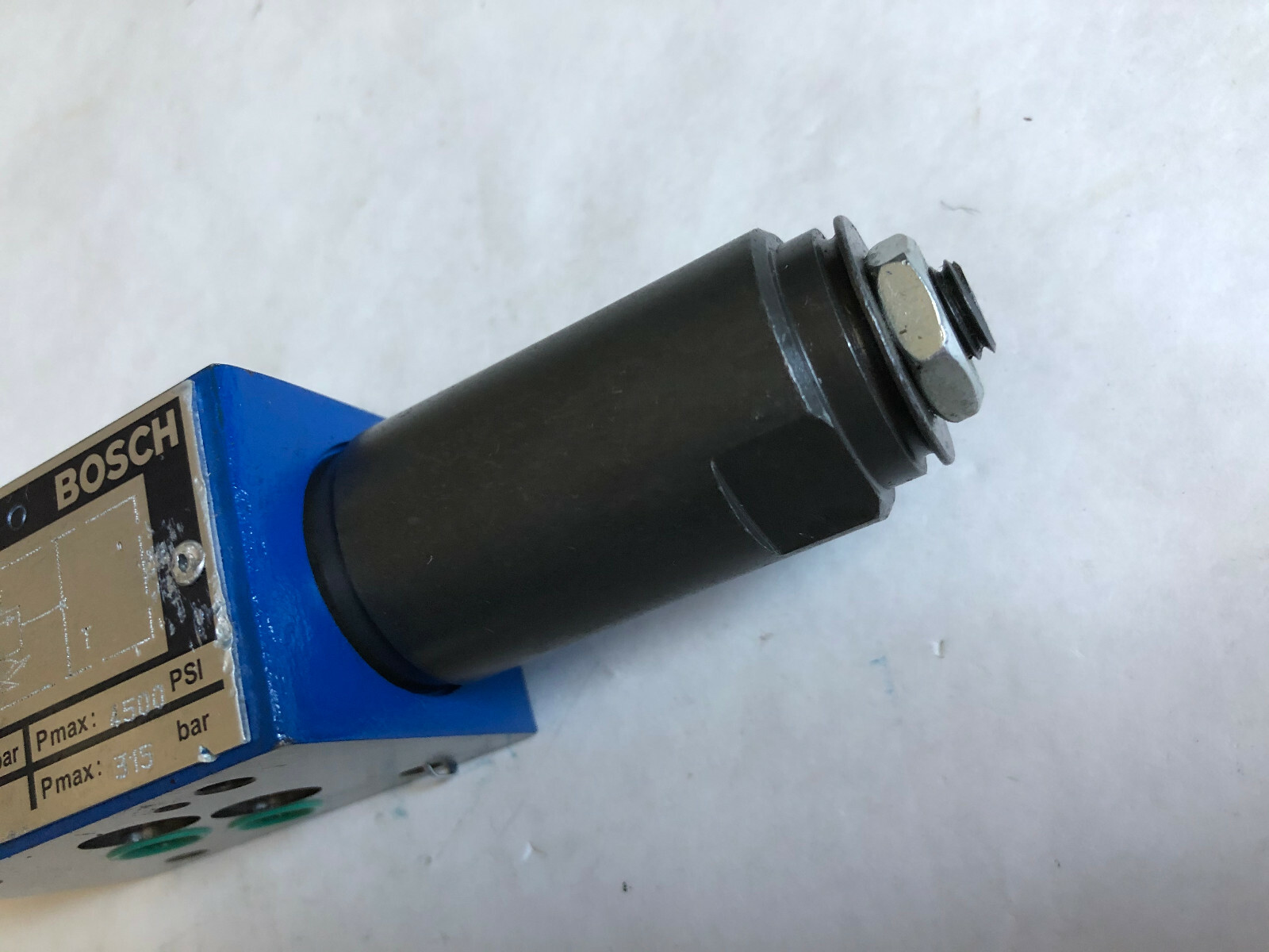 BOSCH 0811109132 DIRECTIONAL CONTROL VALVE,BOSCH 918,0 811 109 132,HB