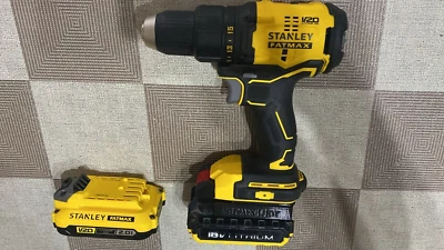 SATANLEY ADATTATORE DA BATTERIA STANLEY FATMAX 18V A UTENSILI STANLEY 20V NUOVO MOD.