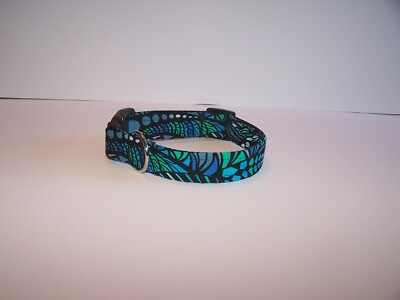 Wet Nose Designs Bright Shapeshifter Dog Collar Blue Green Dots Stripes 