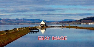 PHOTO  2018. THE EASTERN EXIT FROM THE CALEDONIAN CANAL AT CLACHNAHARRY INVERNES