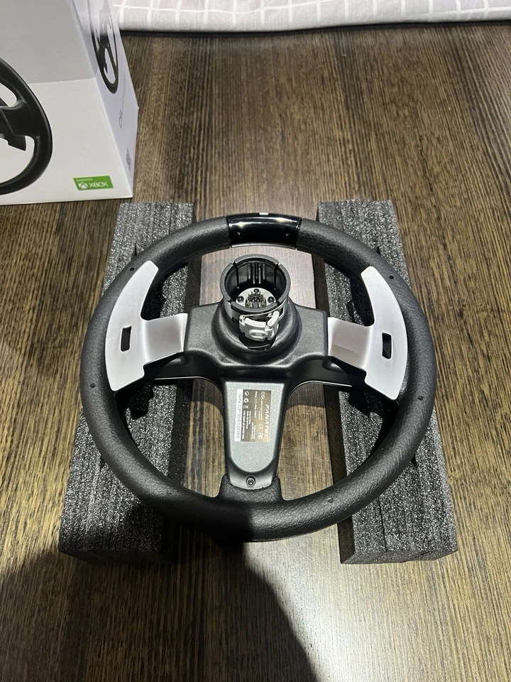 Fanatec CSL Steering Wheel P1 for Xbox One/Windows 10 - Opened Never Used Boxed - Image 3 of 4