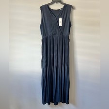 Tahari Women's Faux-Wrap Sleeveless Pleated Fit & Flare Midi Dress Navy Large