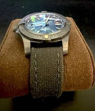 Breitling 44 Avenger Blackbird Titanium Watch V17311 Box and Papers 7