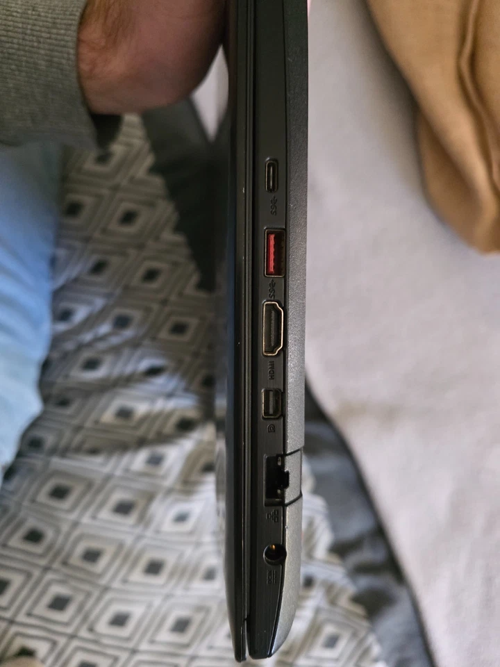 Ordinateur portable gamer Asus Rog Strix G502V - Bios Trashé - Photo 4/4