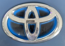 2013-2015 Toyota Avalon Hybrid Prius Oem Front Emblem 90975-02174 90975-02197 2013-2015 Toyota Avalon Hybrid Prius Oem Front Emblem 90975-02174 90975-02197