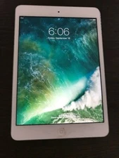 Apple iPad mini 2 16GB, Wi-Fi, 7.9in - Silver (CA) Model A1489 Working condition