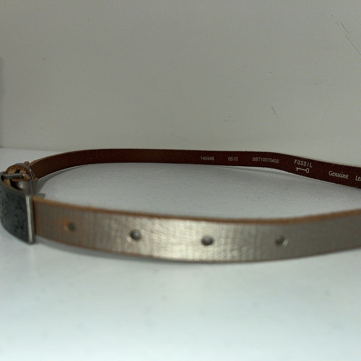 antique Fossil Women's Metallic Leather Skinny Belt Floral Etched Buckle