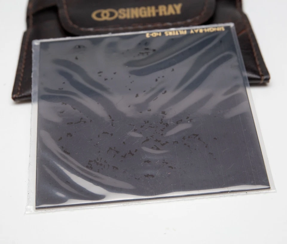 NEW 3x3" Singh-Ray Square Neutral Density 2 Filter ND-2 w/Case - Image 3 of 4
