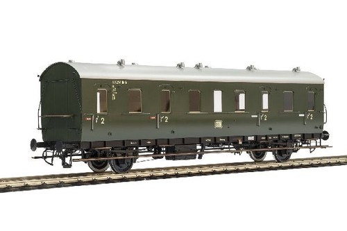 KM1 262101 | Abteilwagen BC-21 DRG 2./3.Kl. flaschengrün Spur 0 | Condition: Neu