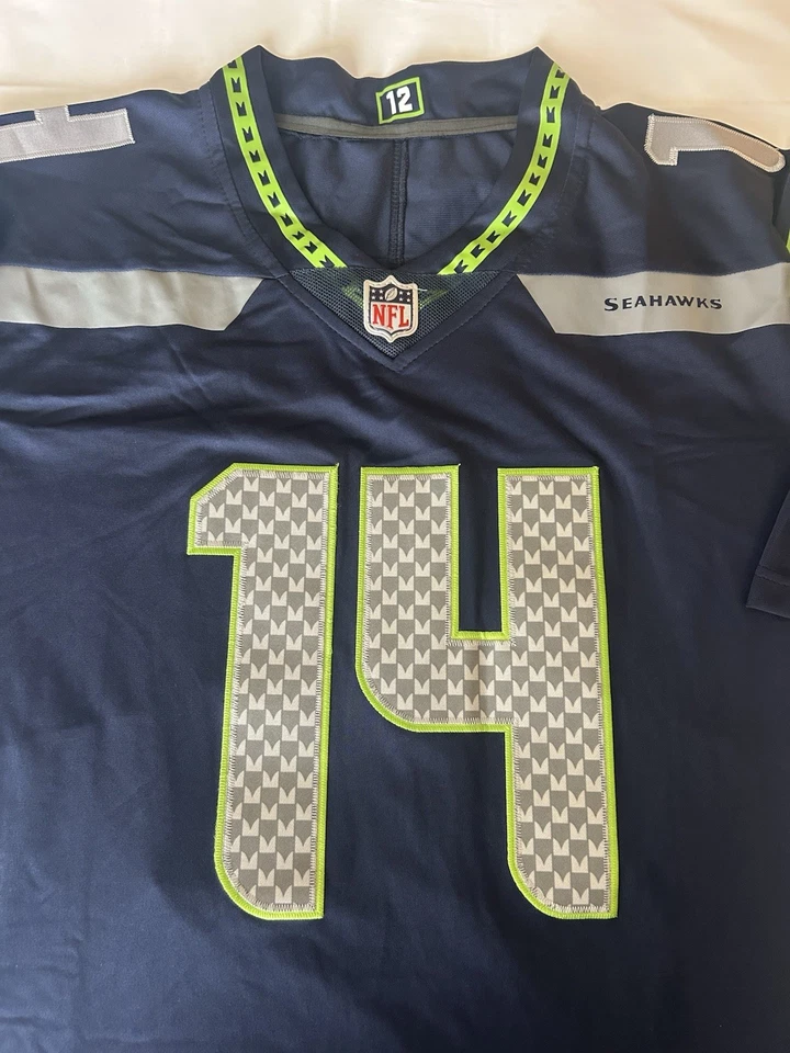Sam Darnold Signed Autographed Seattle Seahawks Jersey Football PSA/DNA - Image 4 of 4