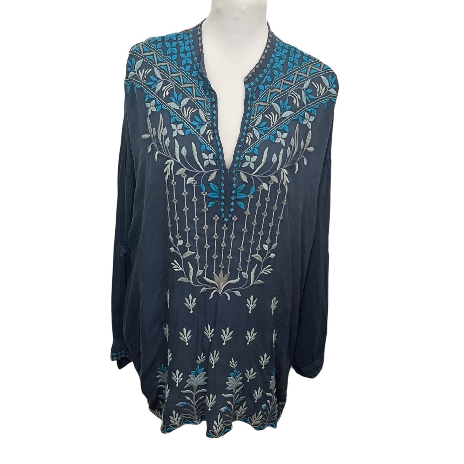 Johnny Was Navy Blue Embroidered Boho Floral Tunic Top in XL Cupro Rayon