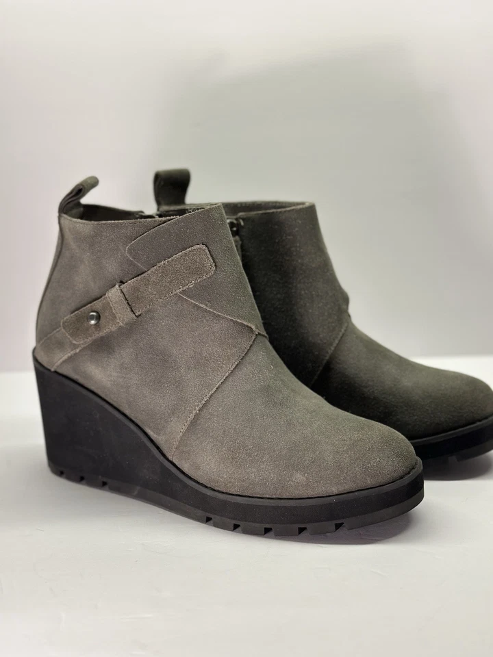 Avant-Garde EILEEN FISHER Suede Wedge Ankle Boots 8.5 Quiet Luxury-Lagenlook - Image 2 of 4