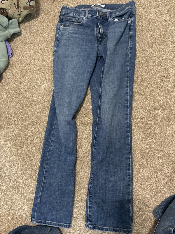 Levi Strauss & Co. Women's Classic Straight Fit Blue Medium Wash Denim Jeans
