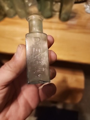 Dr Evans Camomile Pills Very Crude Pontiled Med Bottle