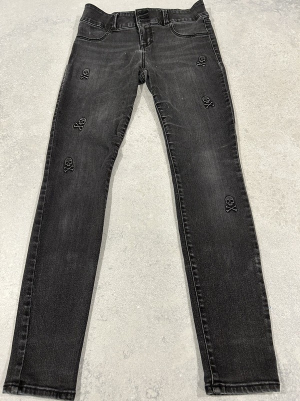 Hot Topic Black Heart Skulls Skinny Jeans Size 7