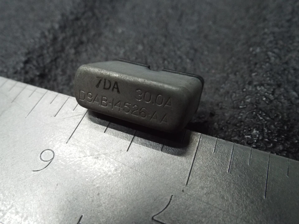 Interruptor de circuito de cerraduras/asientos eléctricos 1980 1985 1990 Mercury Capri Cougar Zephyr 80 Foto 4 de 4
