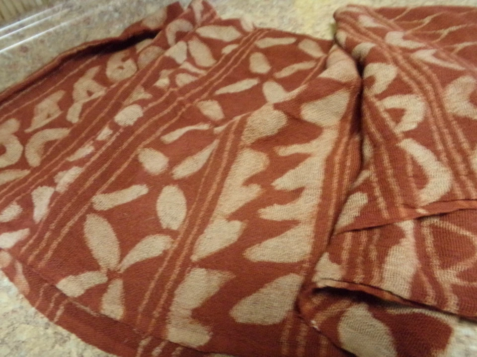 Bufanda de algodón J Peterman 70 x16 en color tostado y óxido  Foto 4 de 4