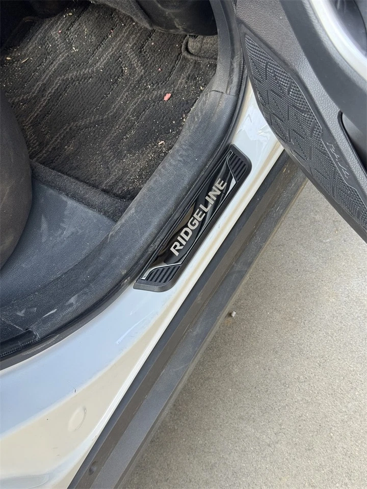 Para Honda Ridgeline Accesorios Protector de umbral de puerta de coche Placa de desgaste Tira de moldura R Foto 3 de 4