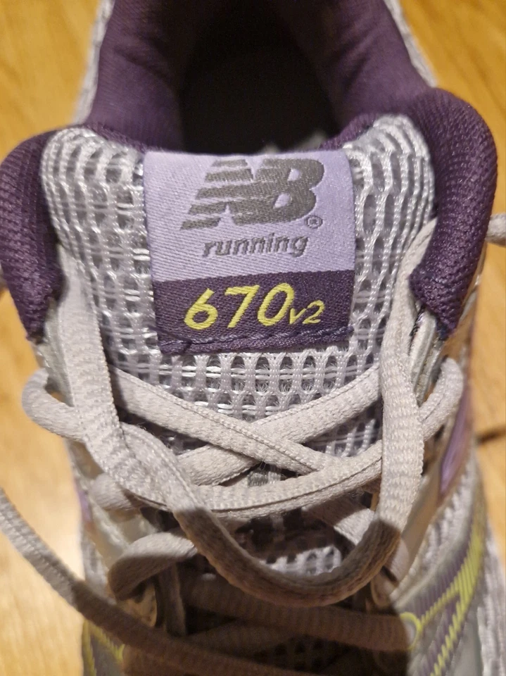 New Balance 670 v2 ABZORB Cushion Running Trainers Women's Grey Purple Size 6.5 - Image 4 of 4