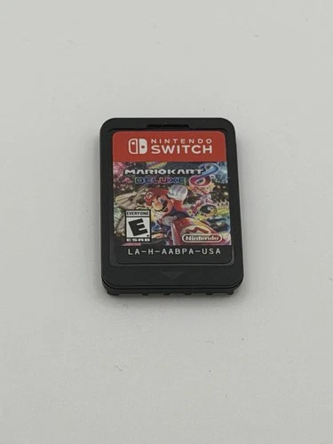 Mario Kart 8 Deluxe Edition (Nintendo Switch, 2017) cartridge Only