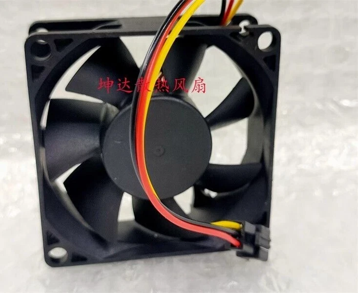 ADDA AD0724HB-A72GL 24V 0.15A 7025 7cm 3pin Cooling Fan - Image 3 of 4