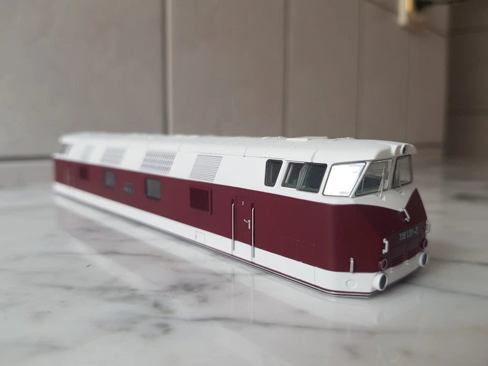 H0 Piko 52570 Ersatz-Lokgehäuse 118 131-2 komplett DR Ep. 4 ohne OVP