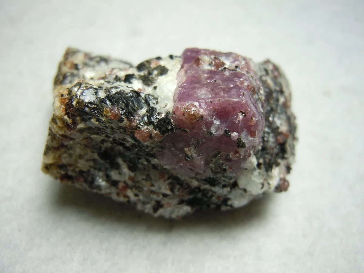Ruby shop matrix stone