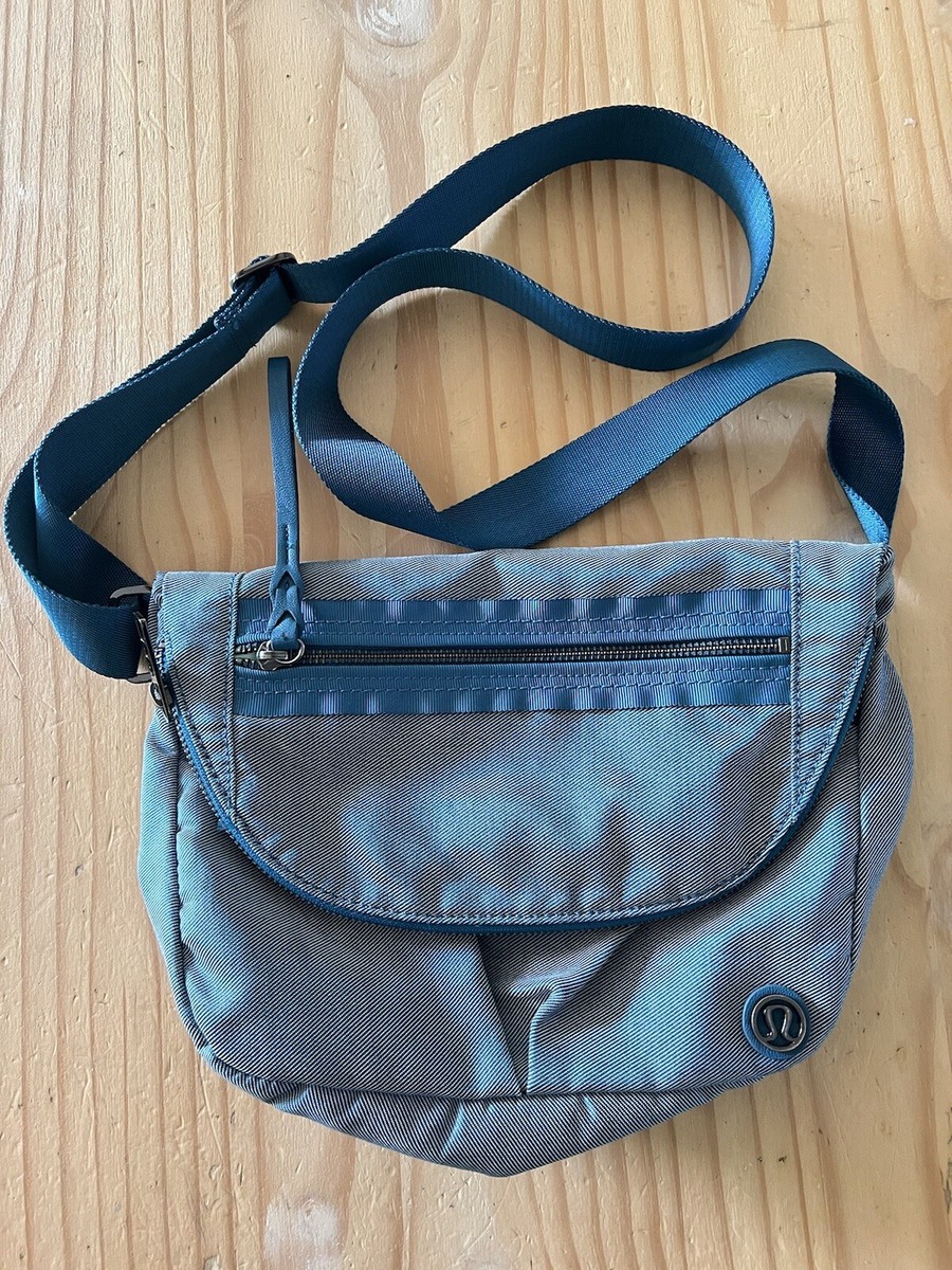 patagonia black hole duffel 55l classic navy Patagonia Black Hole Duffel 55L  Great Outdoor Provision Co